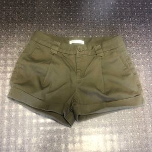 French Connection Shorts Olive Green Size 2 NWOT
